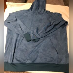 Lulu sweatshirt size L